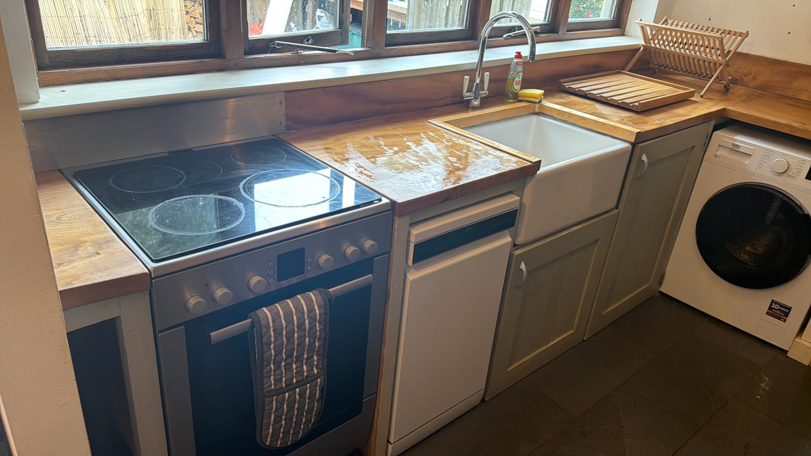 Cleaning work by KleanIT